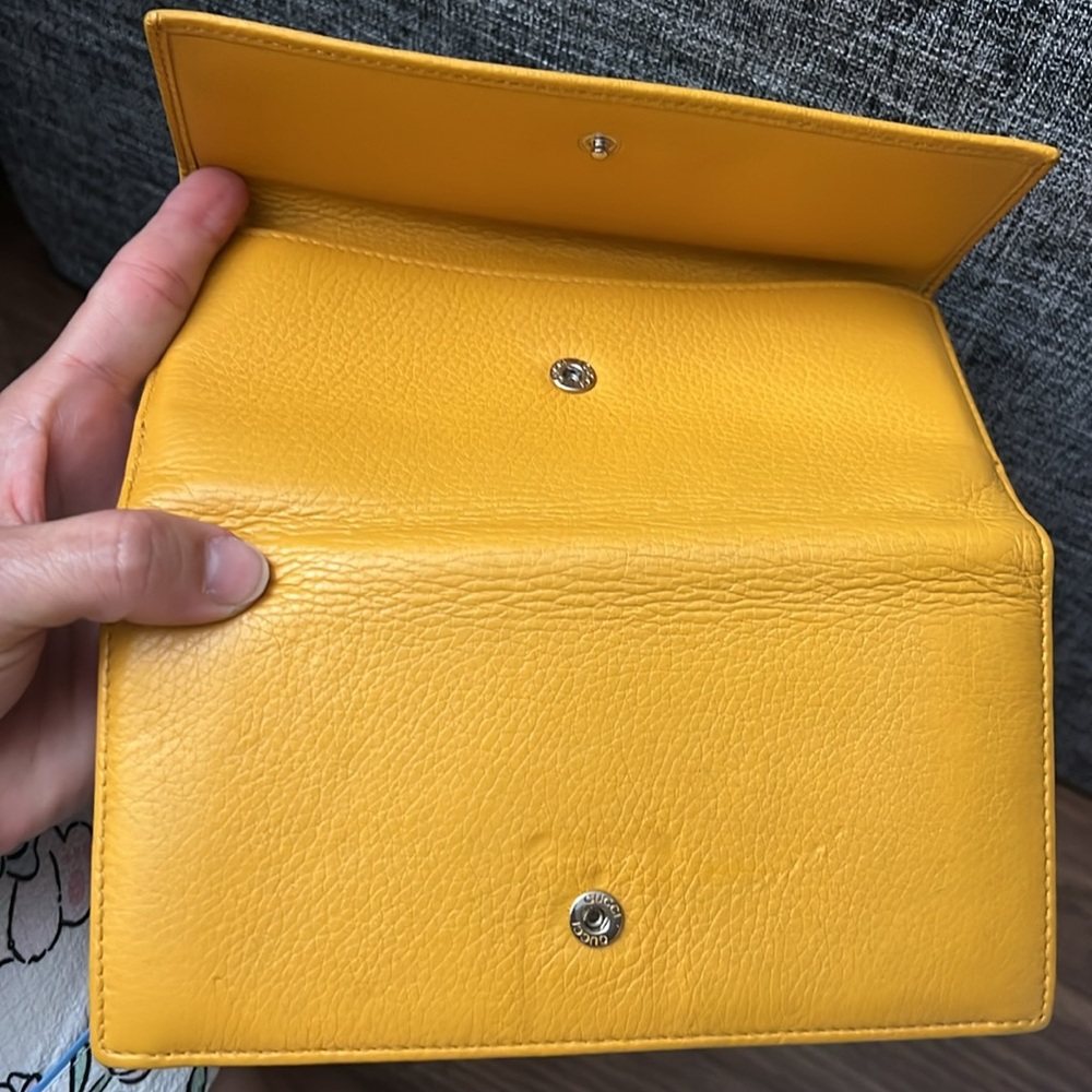 💯% authentic Gucci long wallet - Picture 5 of 14